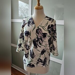 Ann Taylor Factory white floral print top XS NWOT